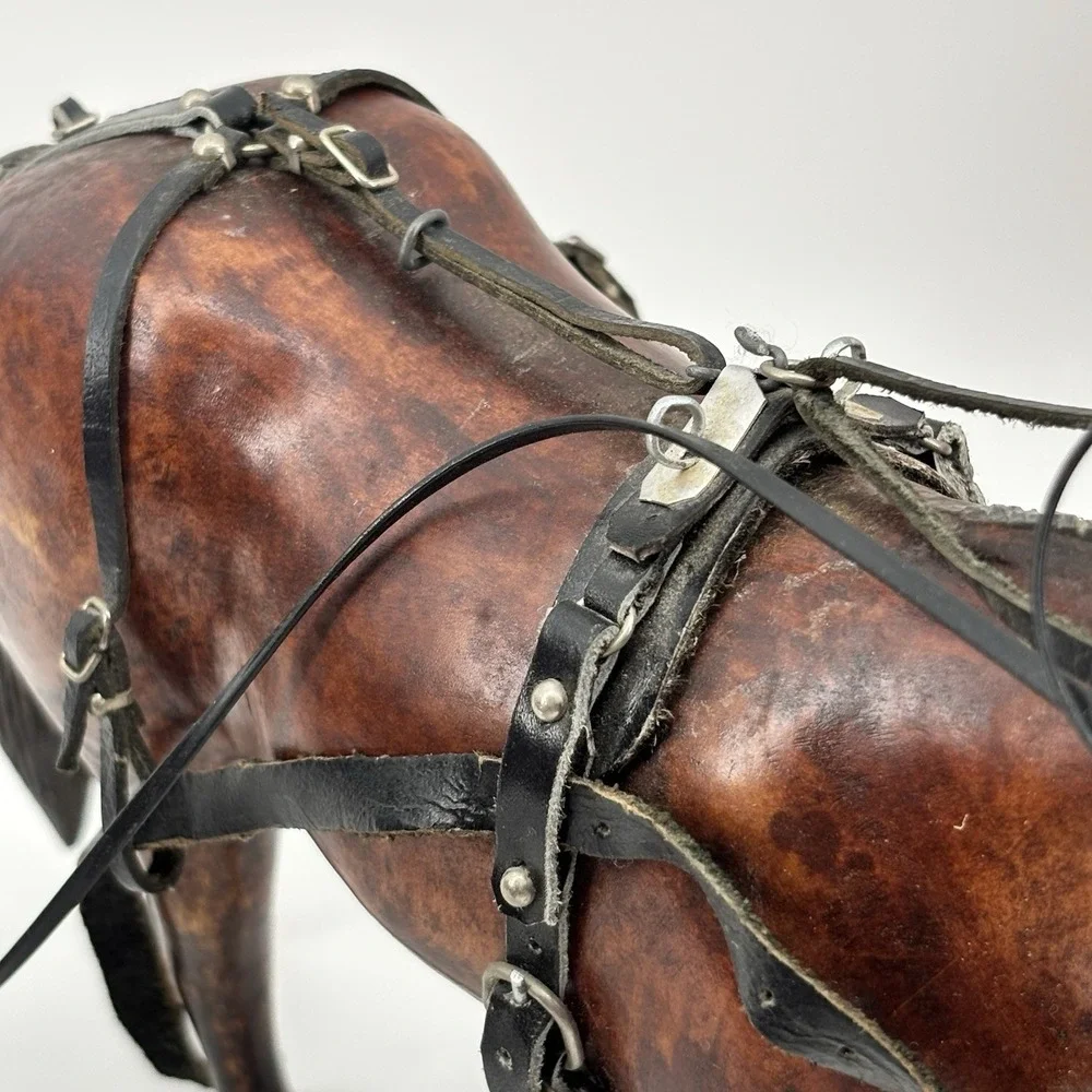 Rare Vintage Wooden Horses With Tooled Leather Bridle Reins Draft‎ Team